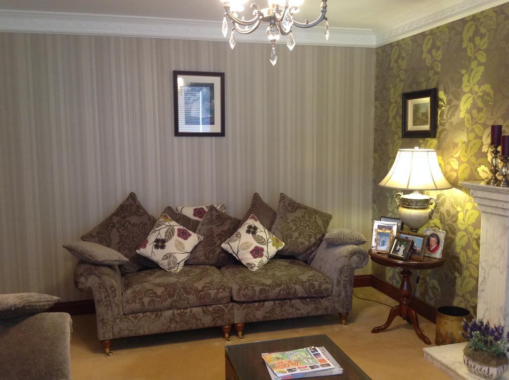 Caldhame Lodge Crumlin  Kültér fotó