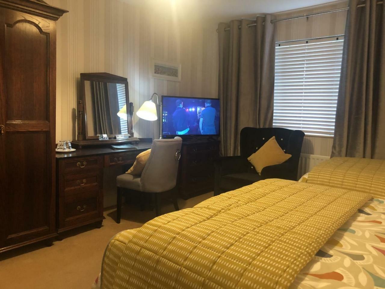 Caldhame Lodge Crumlin  Kültér fotó